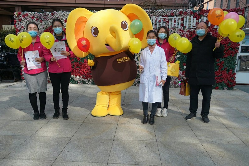 1643515721142150.jpg 3月3日爱耳日-暖暖走进社区科普爱耳知识.jpg